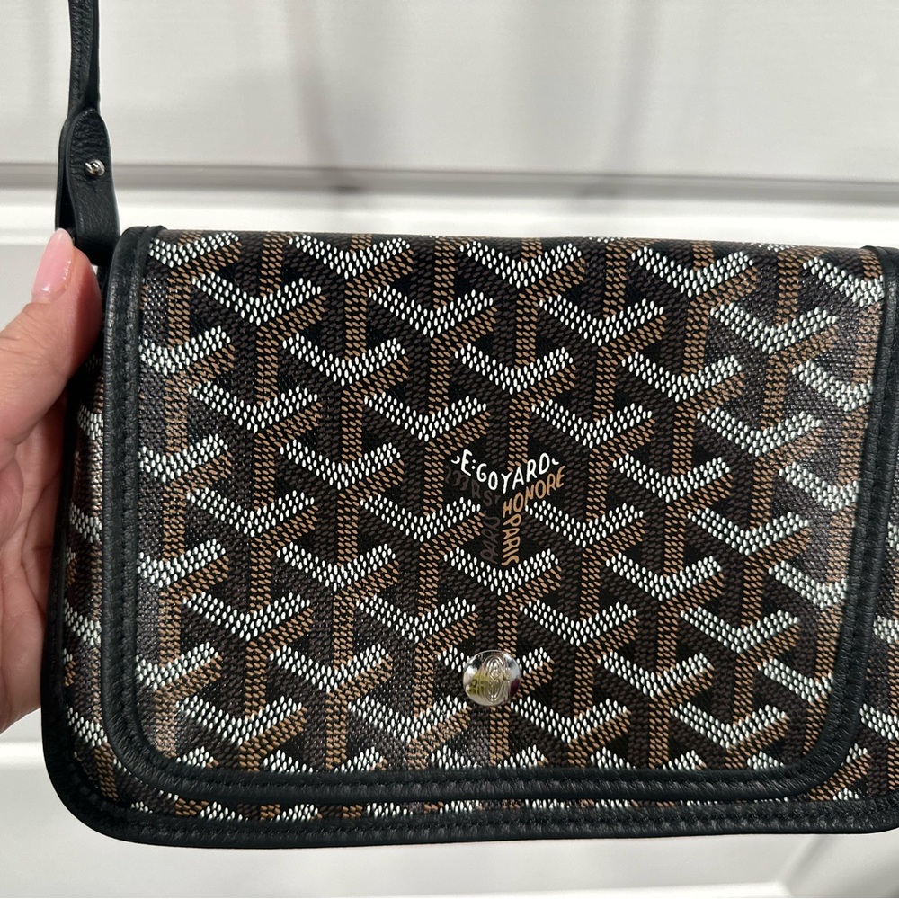 Goyard Black and Brown Crossbody Bag with Geometric Pattern